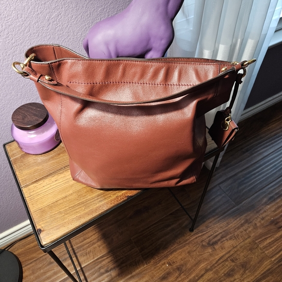 Bucket Handbag - Picture 1 of 4